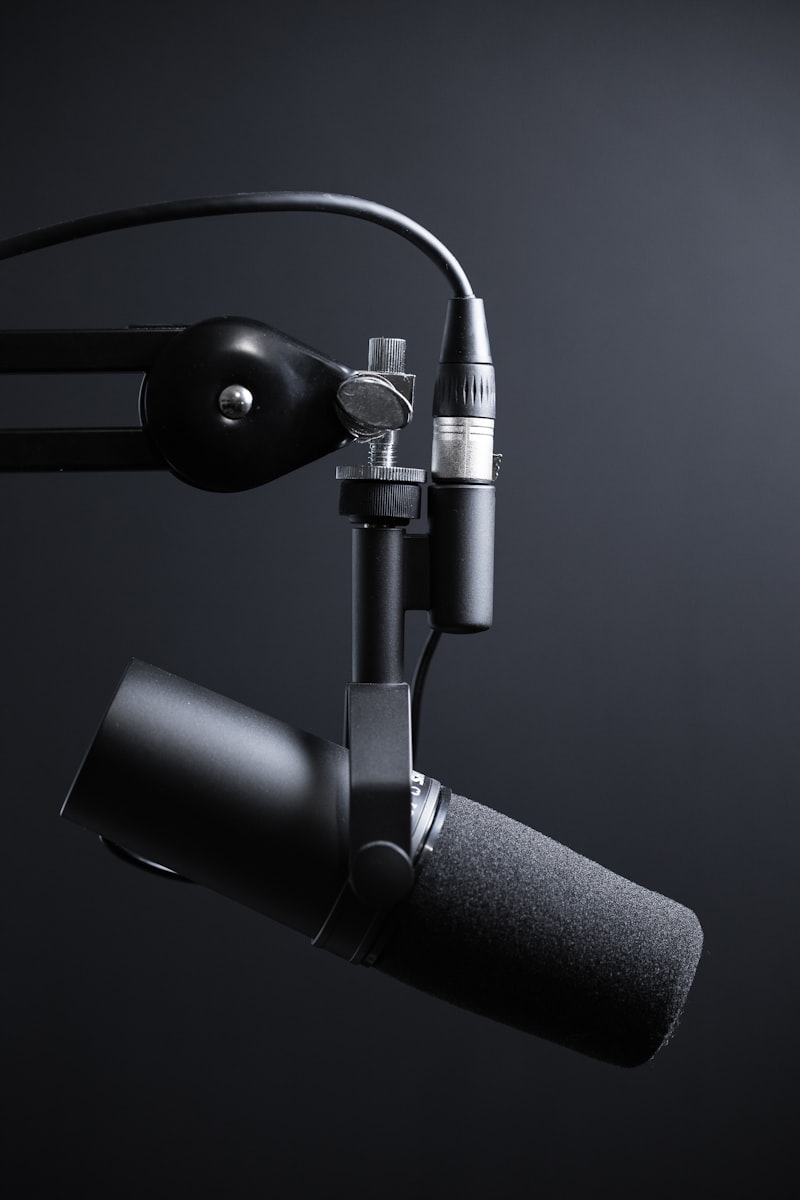Setup microfonico per ripresa video-podcast in studio